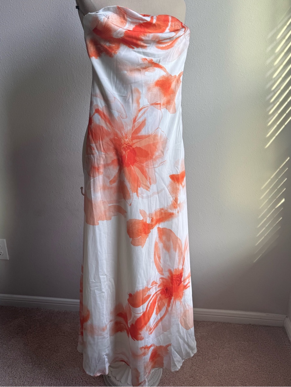 Anthropologie NWT Paper Heart Strapless Cream Floral Satin Midi Dress Size XS